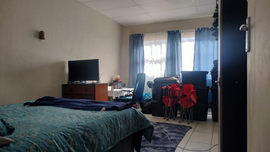 5 Bedroom Property for Sale in Navalsig Free State